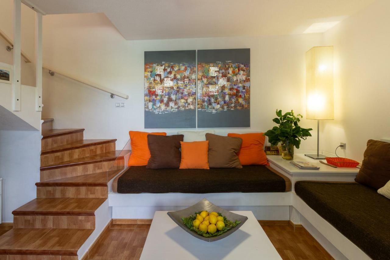 Villa Martina Bungalow With Garden, Bbq, And Pools San Bartolomé Екстериор снимка