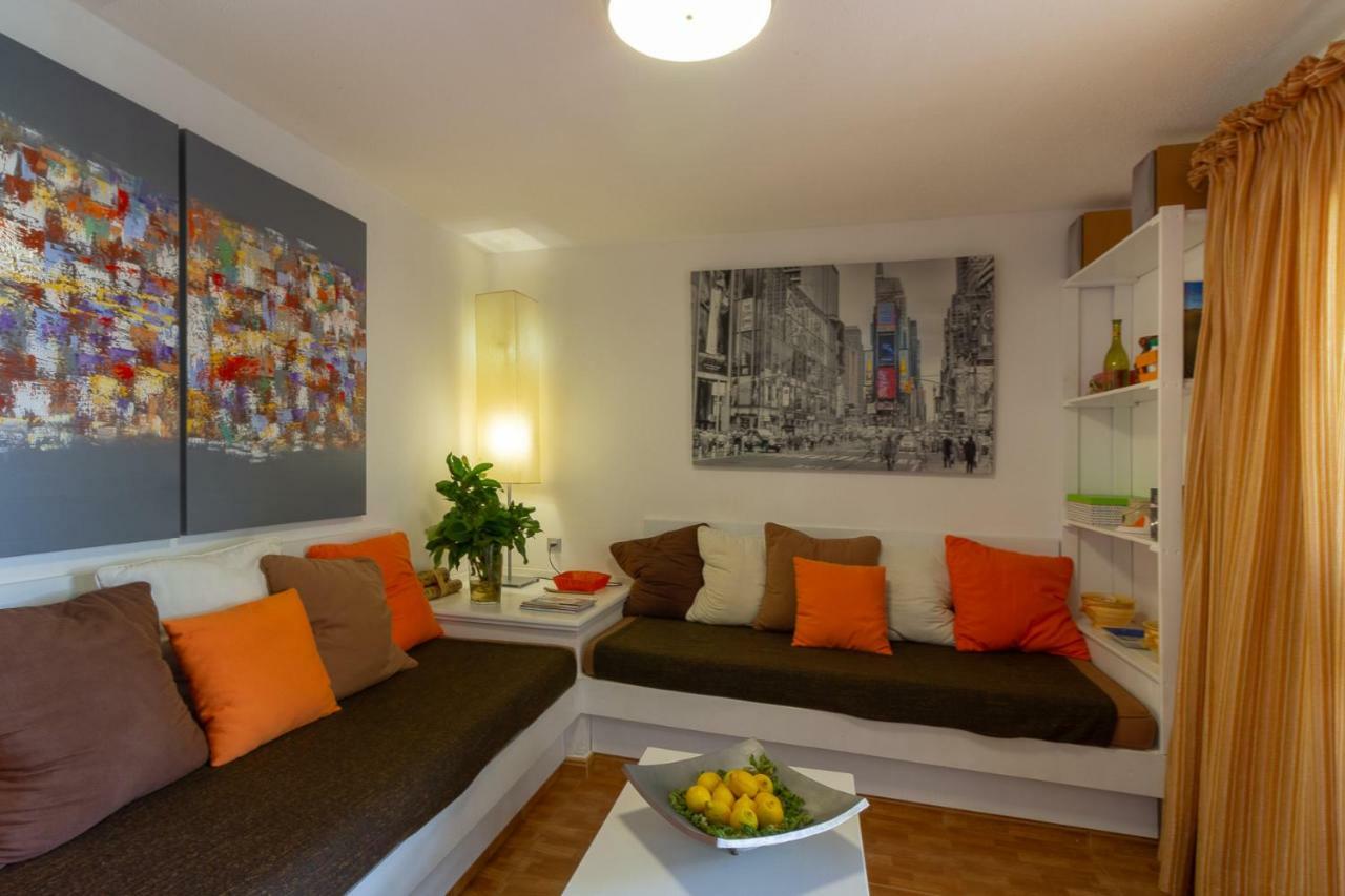 Villa Martina Bungalow With Garden, Bbq, And Pools San Bartolomé Екстериор снимка